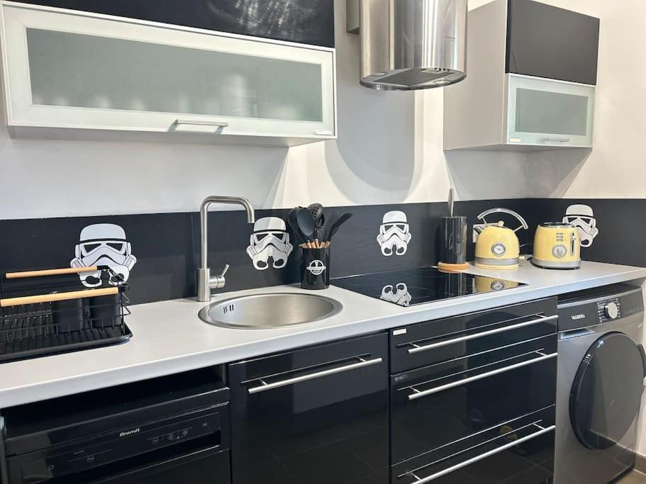מאני-לה-הונגרה Once Upon A Time - 7Min From Disneyland - Free Private Parking - Self Checkin - Balcony - Barbecue מראה חיצוני תמונה